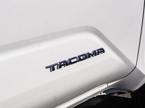 Used 2026 Toyota Tacoma SR5 image 8