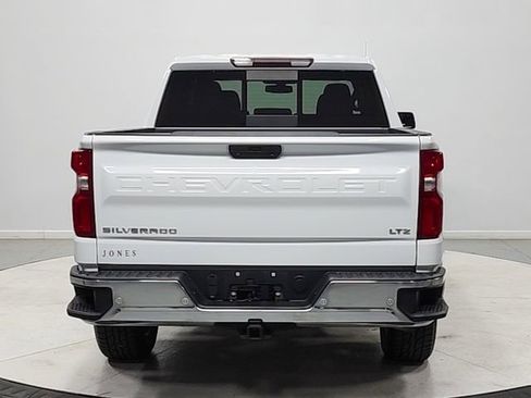 Used 2021 Chevrolet Silverado 1500 LTZ AWD/4WD image 6