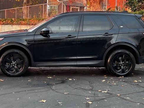 Used 2020 Land Rover Discovery Sport S image 2