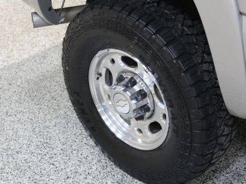 Used 2006 Chevrolet Silverado 2500 LT w/ Onstar Plus Package image 28