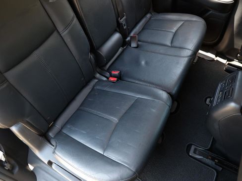 Used 2013 Nissan Pathfinder SL w/ SL Premium Pkg image 12