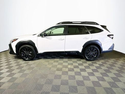 Used 2023 Subaru Outback Onyx Edition image 5