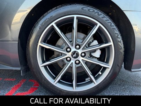 Used 2018 Ford Mustang Coupe w/ Equipment Group 101A RWD image 47