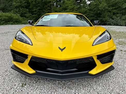New 2027 Chevrolet Corvette Stingray Coupe w/ 2LT RWD image 3