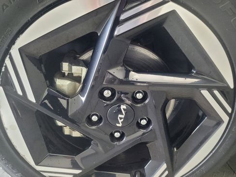 Used 2025 Kia K4 EX FWD image 31