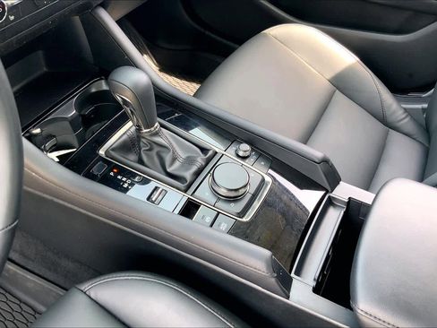 Used 2025 MAZDA MAZDA3 s image 17