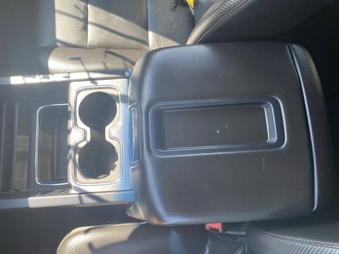 Used 2014 GMC Sierra 1500 SLT w/ All-Terrain Package AWD/4WD image 19