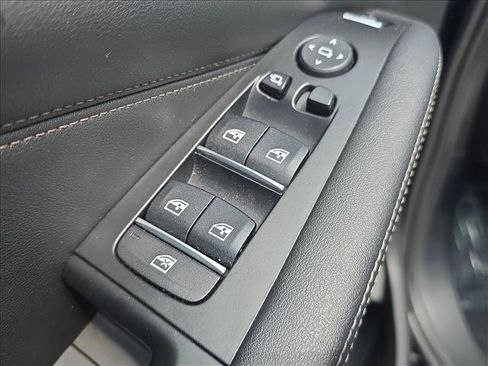 Used 2023 BMW X5 xDrive40i AWD/4WD image 9