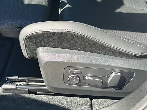 New 2026 BMW X3 xDrive30 w/ Premium Package image 12