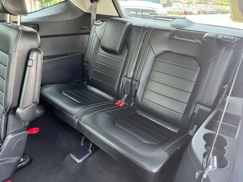Used 2021 Volkswagen Atlas SEL Premium AWD/4WD image 19