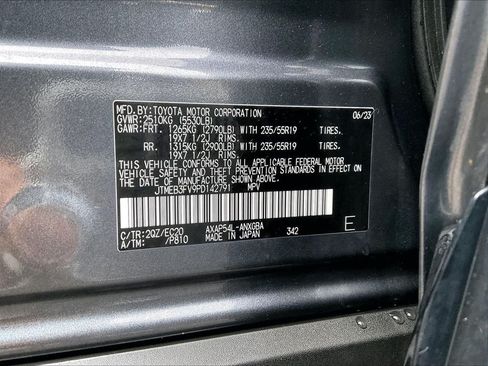 Used 2023 Toyota RAV4 XSE w/ Weather Package AWD/4WD image 35
