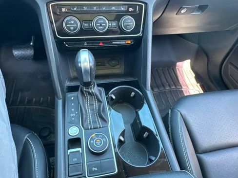 Used 2022 Volkswagen Atlas SEL AWD/4WD image 24