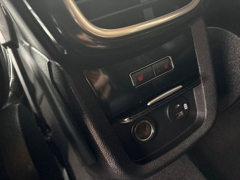 Used 2022 Lincoln Nautilus Reserve w/ Equipment Group 201A image 5