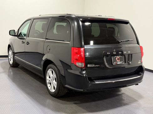 Used 2018 Dodge Grand Caravan SXT image 7