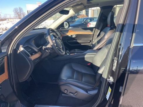 Certified 2023 Volvo XC90 T8 Plus w/ Protection Package image 7