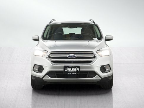 Used 2018 Ford Escape SE w/ Ford Safe & Smart Package FWD image 8