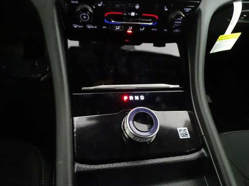 New 2025 Jeep Grand Cherokee Laredo image 32