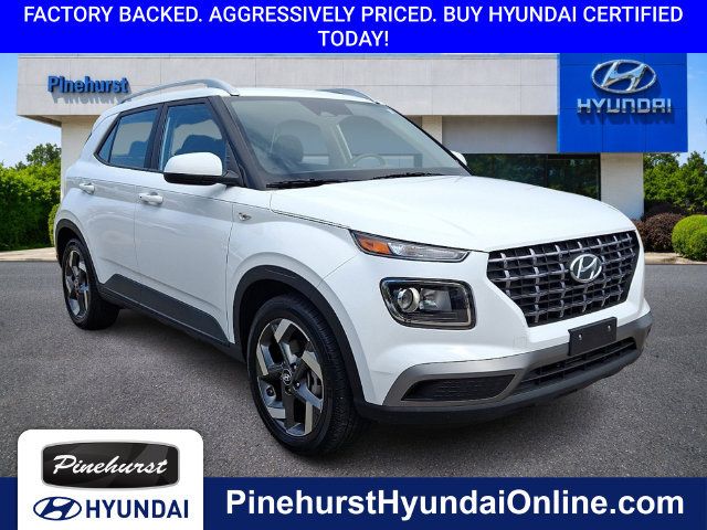 Certified 2025 Hyundai Venue SEL FWD image 1