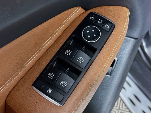 Used 2017 Mercedes-Benz GLS 450 4MATIC image 18