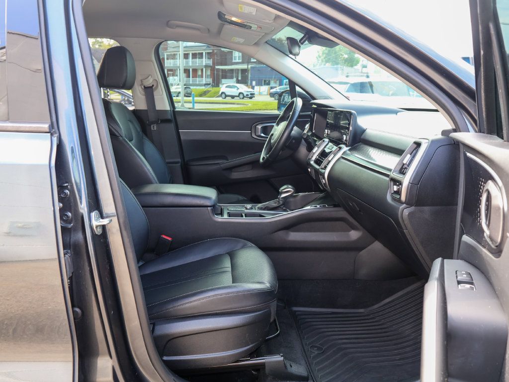 Used 2022 Kia Sorento S FWD image 30