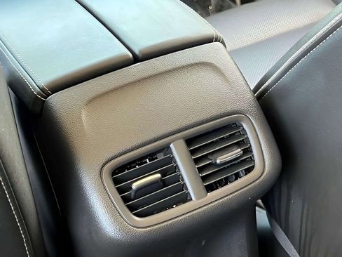 Used 2021 Buick Envision Essence w/ Technology Package I FWD image 12