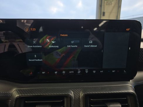 Used 2025 Ford Mustang Dark Horse image 17