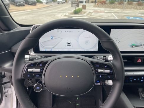 New 2025 Hyundai Ioniq 6 SE image 23