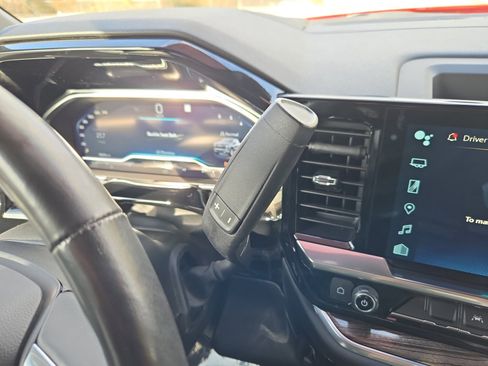 Used 2022 Chevrolet Silverado 1500 LT image 17