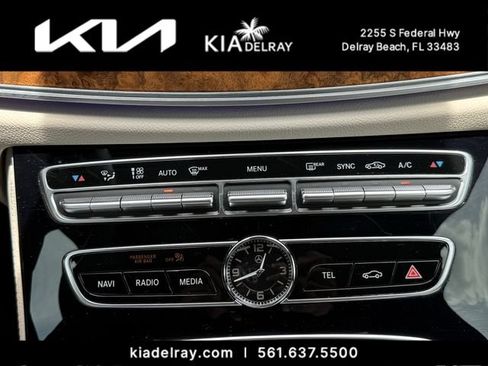 Used 2018 Mercedes-Benz E 300 image 23