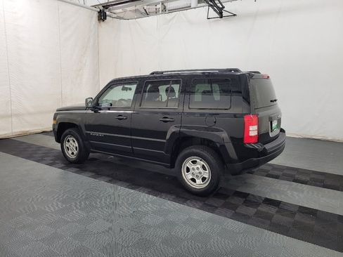Used 2014 Jeep Patriot Sport w/ Power Value Group FWD image 3