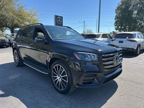 New 2026 Mercedes-Benz GLS 450 4MATIC image 8