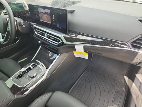 Used 2023 BMW 330e w/ Premium Package RWD image 29