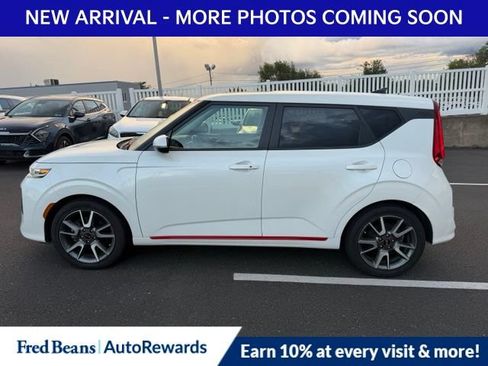 Used 2021 Kia Soul Turbo FWD image 4