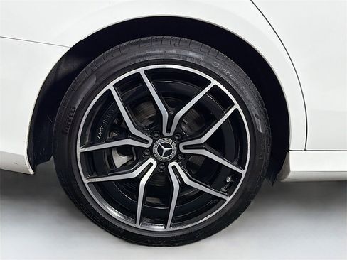 Used 2021 Mercedes-Benz E 350 4MATIC Sedan image 36