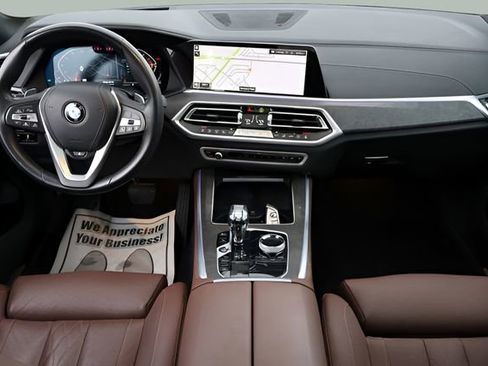 Used 2022 BMW X5 xDrive40i w/ Executive Package AWD/4WD image 12