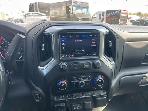 Used 2019 Chevrolet Silverado 1500 LT w/ All-Star Edition image 11