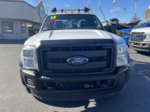Used 2015 Ford F550 2WD SuperCab Super Duty w/ Power Equipment Group image 3