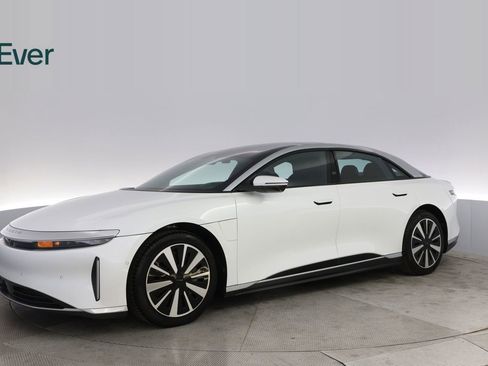 Used 2023 Lucid Air Touring image 18