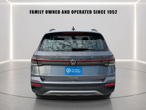 Certified 2025 Volkswagen Taos S FWD image 5
