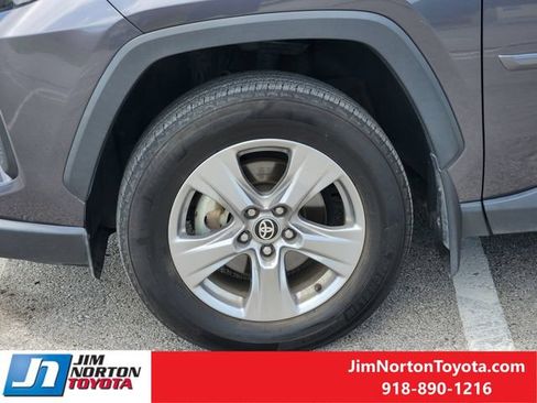 Used 2024 Toyota RAV4 XLE FWD image 12