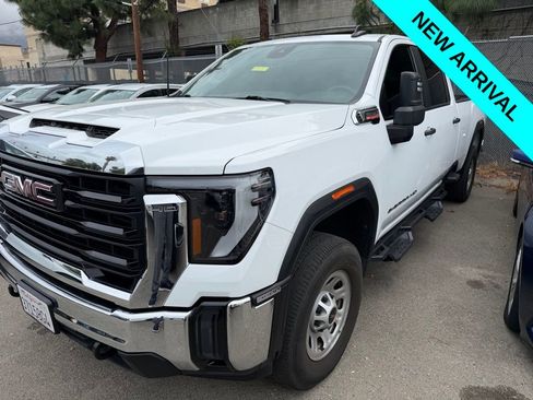 Used 2024 GMC Sierra 3500 Pro image 1
