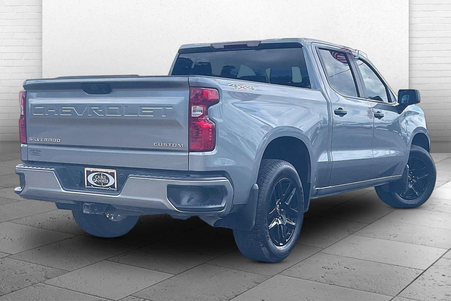Used 2025 Chevrolet Silverado 1500 Custom w/ LPO, Dark Essentials Package AWD/4WD image 14