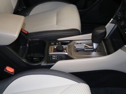 Used 2022 Subaru Forester Premium AWD/4WD image 37