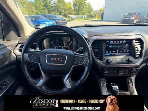 Used 2019 GMC Acadia SLT AWD/4WD image 16