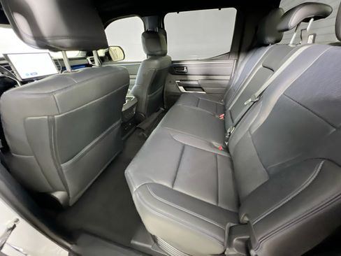 Used 2024 Toyota Tundra Platinum AWD/4WD image 28