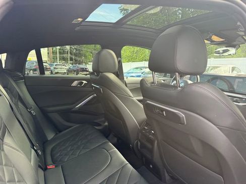 Used 2024 BMW X6 xDrive40i w/ Parking Assistance Package AWD/4WD image 32