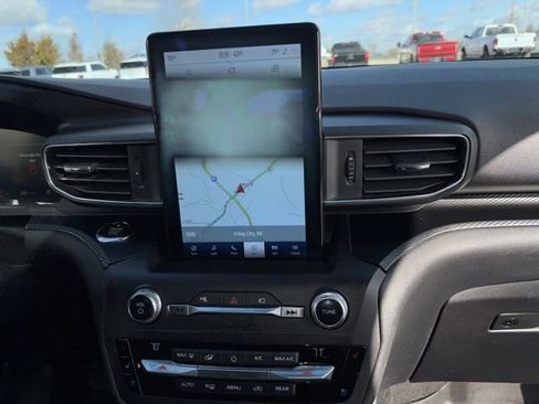 Used 2020 Ford Explorer ST w/ Premium Technology Package image 9