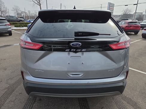 Used 2024 Ford Edge SEL image 4