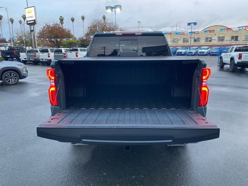 Used 2025 Chevrolet Silverado 1500 LT Trail Boss w/ Convenience Package II image 12