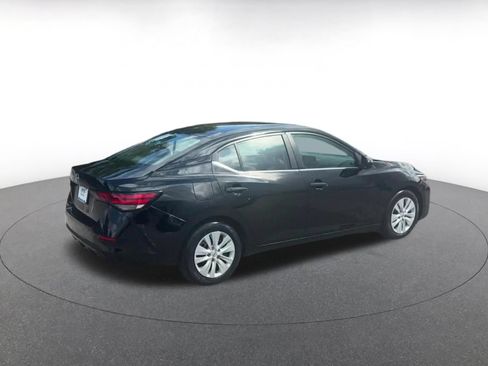 Used 2025 Nissan Sentra S FWD image 13